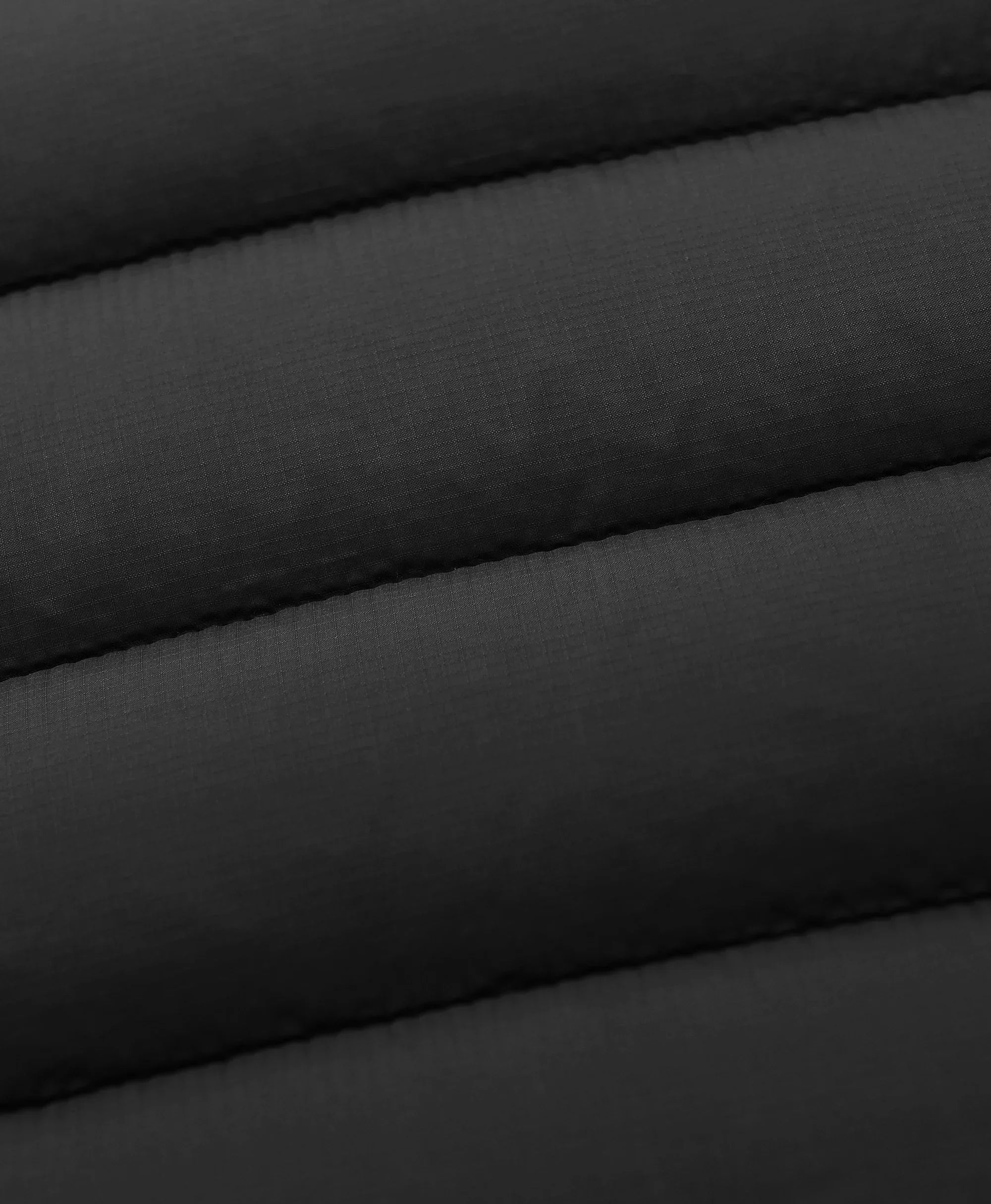 Horizontal quilted stitching design